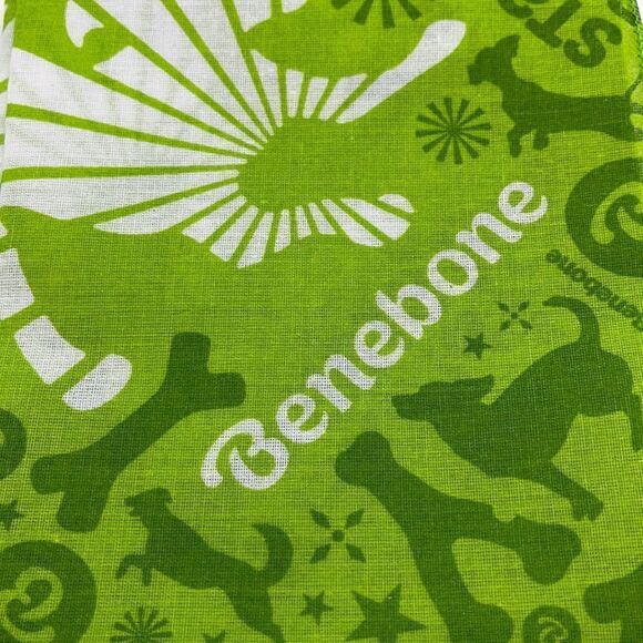 NWT Benebone Green Dog Bandana - Picture 1 of 3